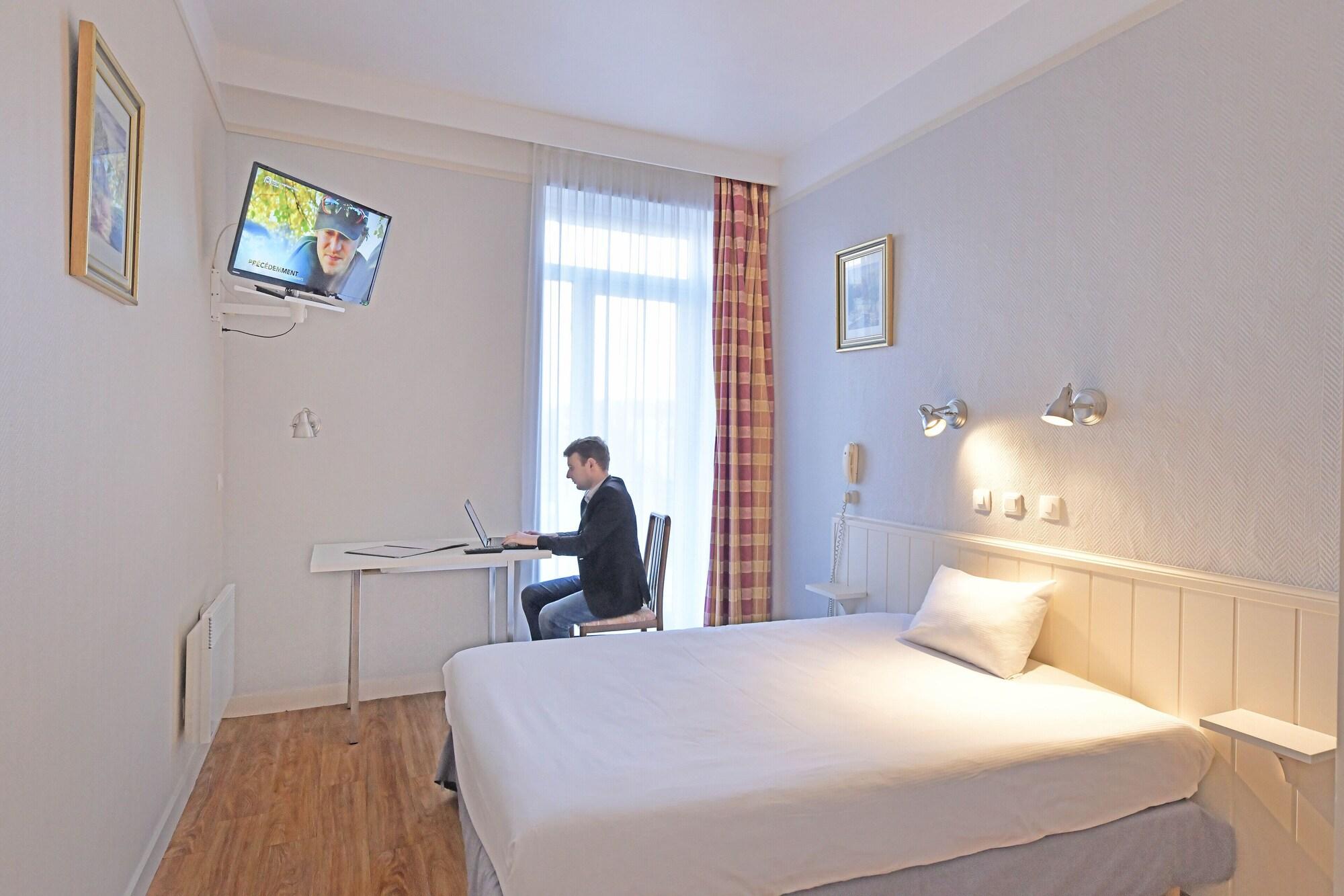 קלרמונט-פרנד Hotel Saint Andre Gare Sncf מראה חיצוני תמונה