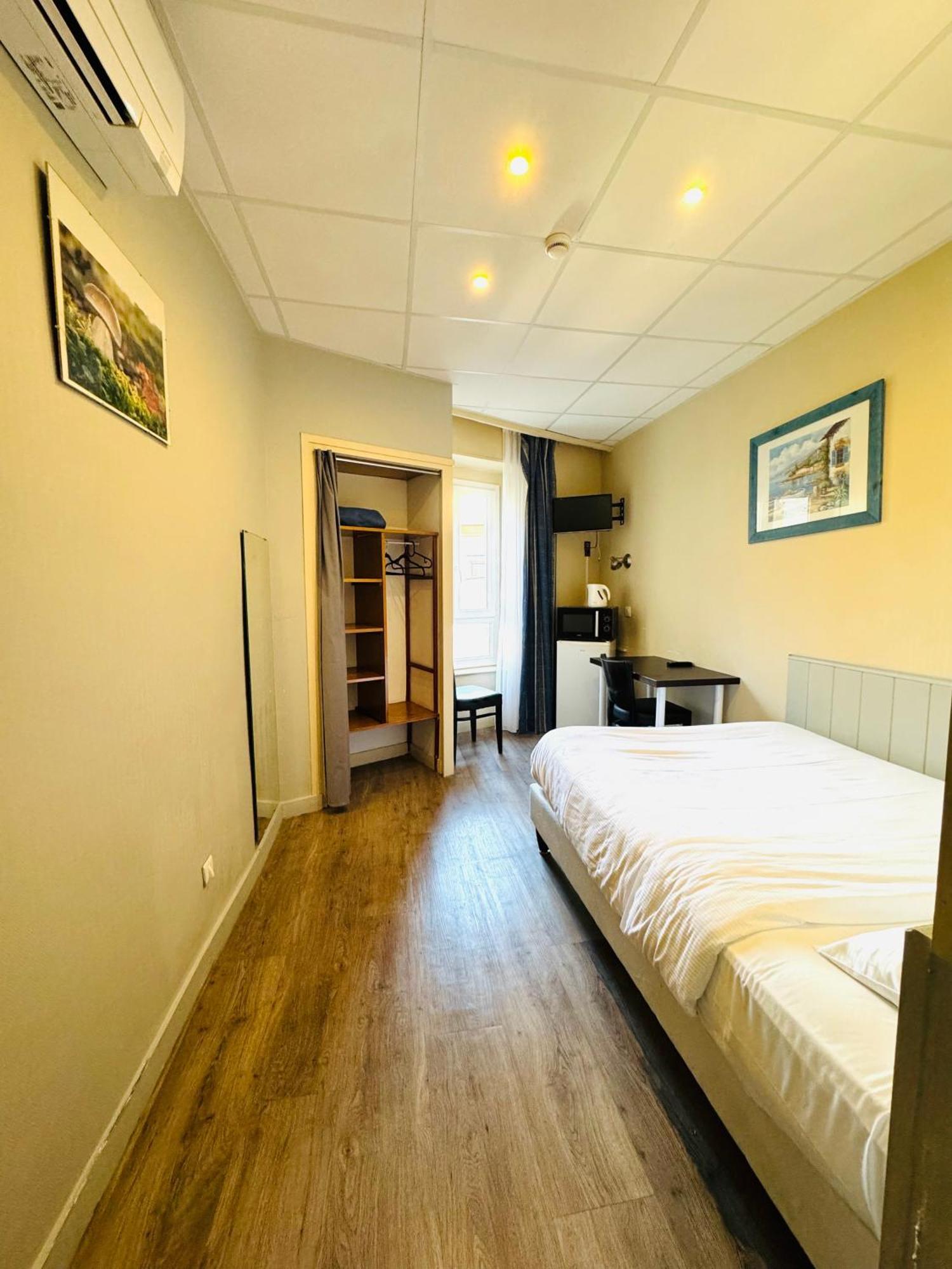 קלרמונט-פרנד Hotel Saint Andre Gare Sncf מראה חיצוני תמונה