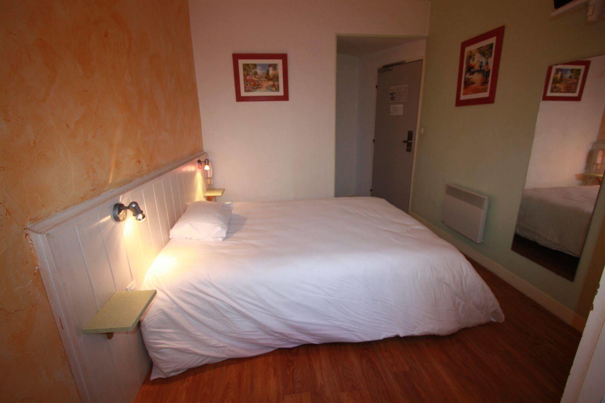 קלרמונט-פרנד Hotel Saint Andre Gare Sncf מראה חיצוני תמונה